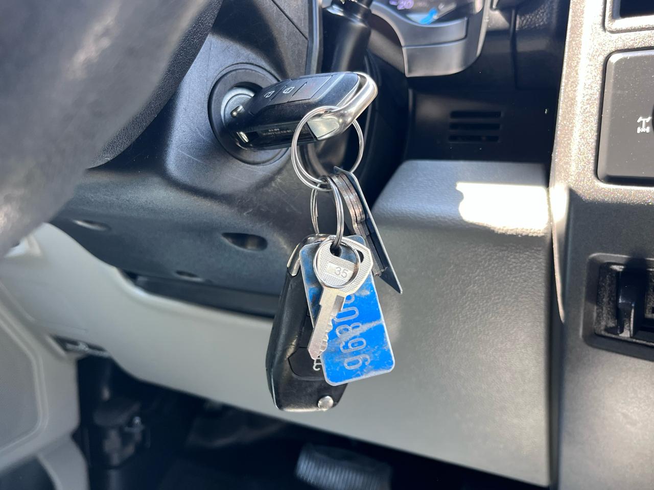 Ford Super Duty F-250 SRW XL 2WD SuperCab 6.75' Box 2020