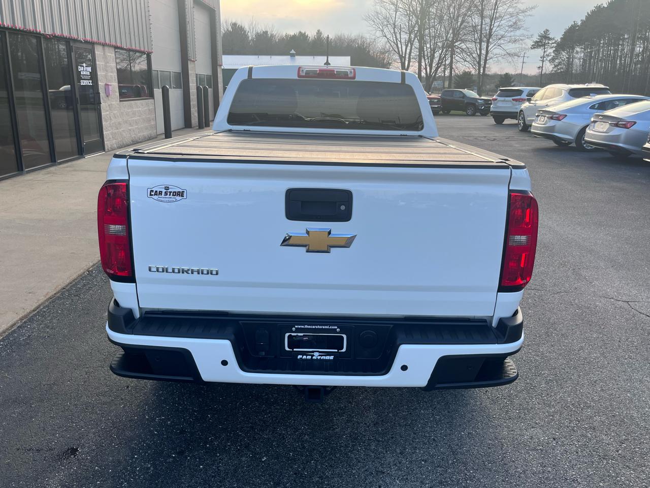 Chevrolet Colorado 2WD Crew Cab 140.5" WT 2016