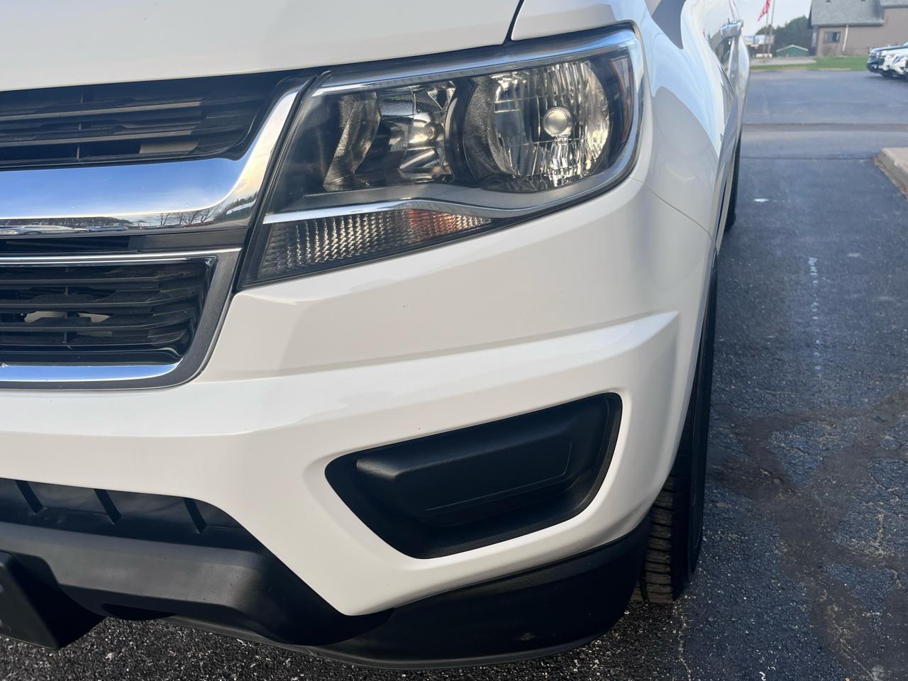 Chevrolet Colorado 2WD Crew Cab 140.5" WT 2016