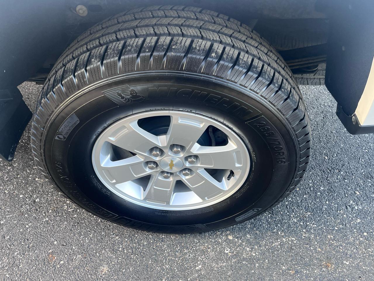 Chevrolet Colorado 2WD Crew Cab 140.5" WT 2016