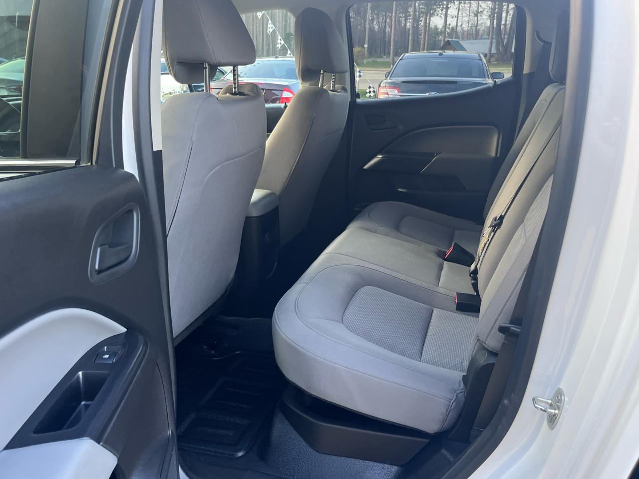 Chevrolet Colorado 2WD Crew Cab 140.5" WT 2016