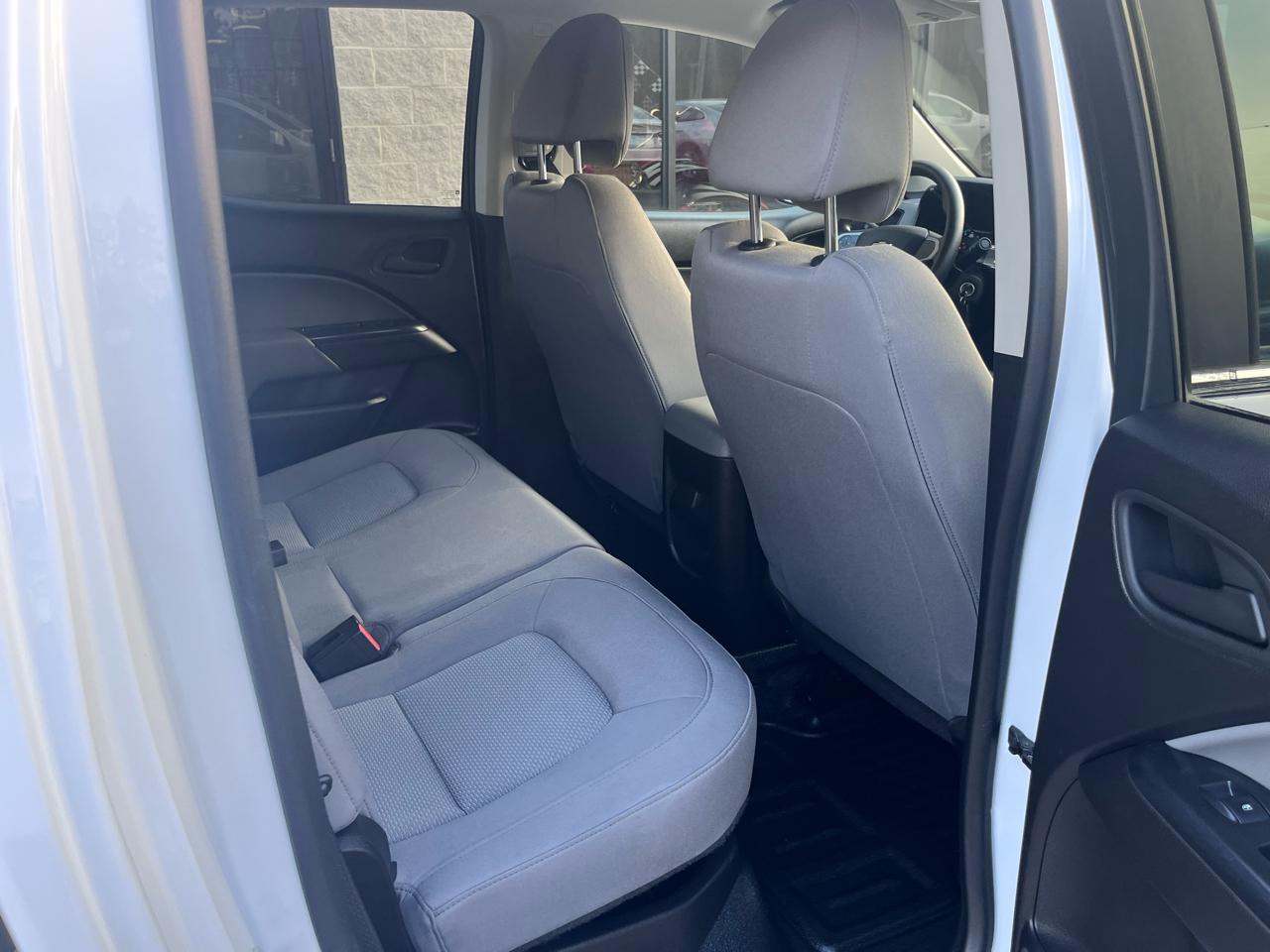 Chevrolet Colorado 2WD Crew Cab 140.5" WT 2016