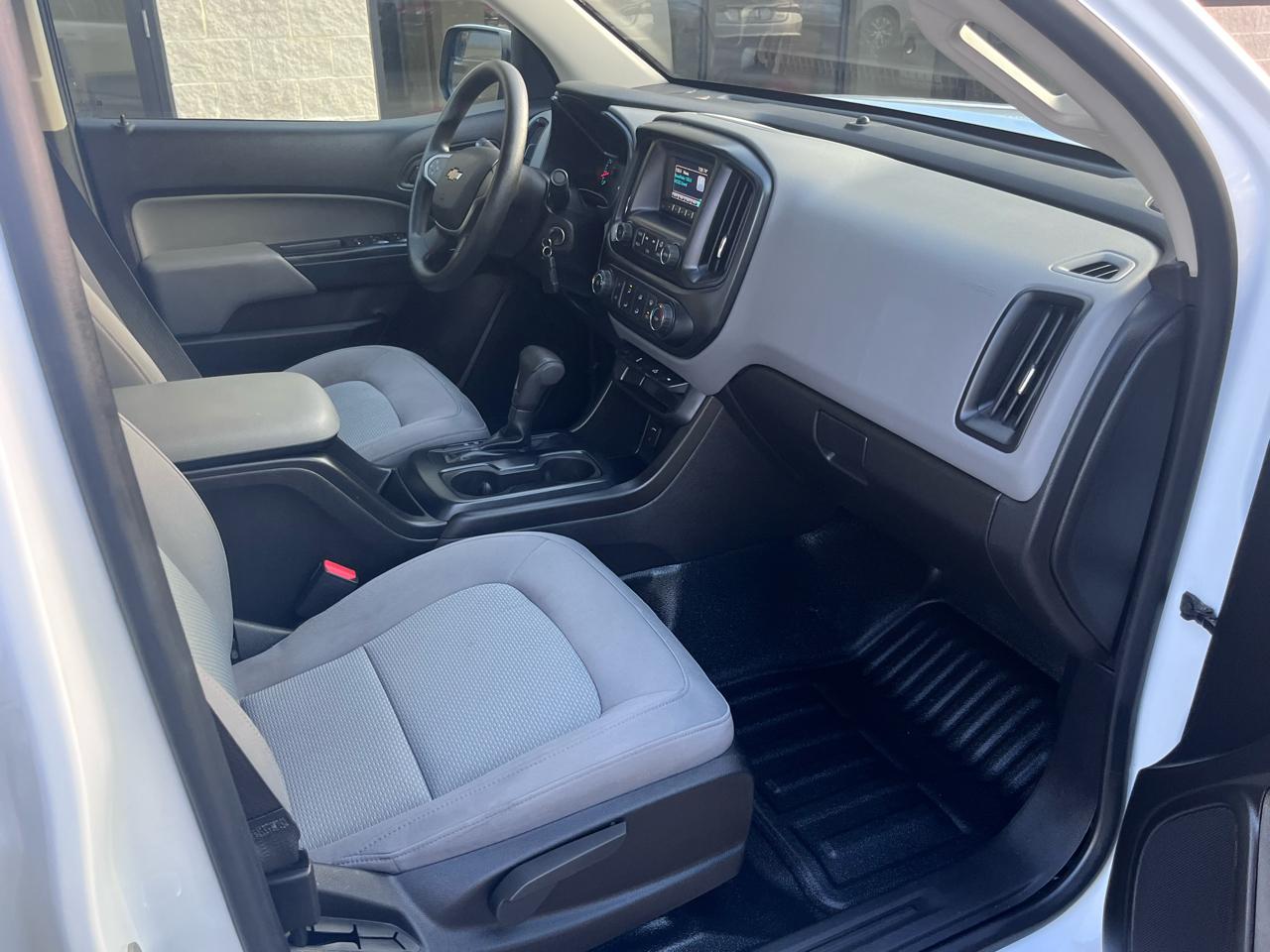 Chevrolet Colorado 2WD Crew Cab 140.5" WT 2016