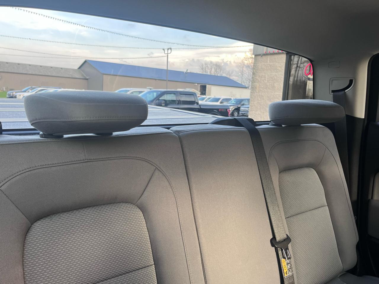 Chevrolet Colorado 2WD Crew Cab 140.5" WT 2016