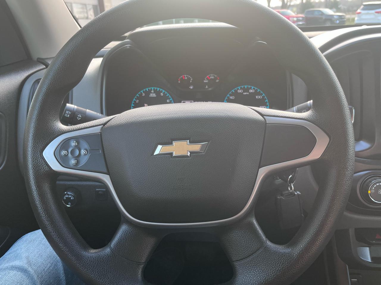 Chevrolet Colorado 2WD Crew Cab 140.5" WT 2016