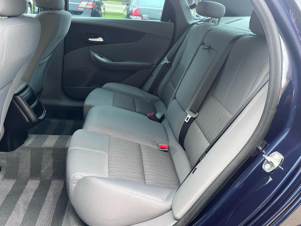 Chevrolet Impala 4dr Sdn LS w/1FL 2016