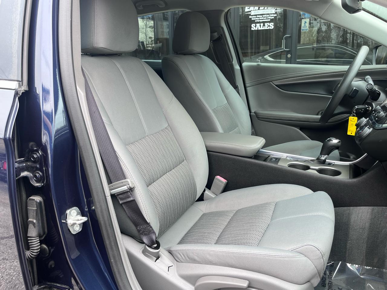 Chevrolet Impala 4dr Sdn LS w/1FL 2016