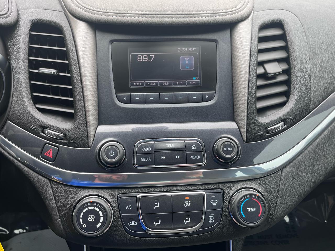 Chevrolet Impala 4dr Sdn LS w/1FL 2016