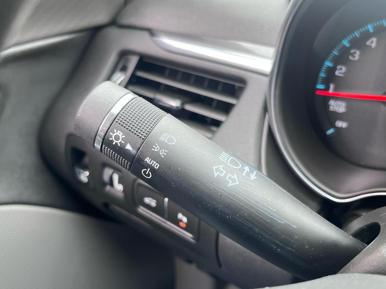 Chevrolet Impala 4dr Sdn LS w/1FL 2016