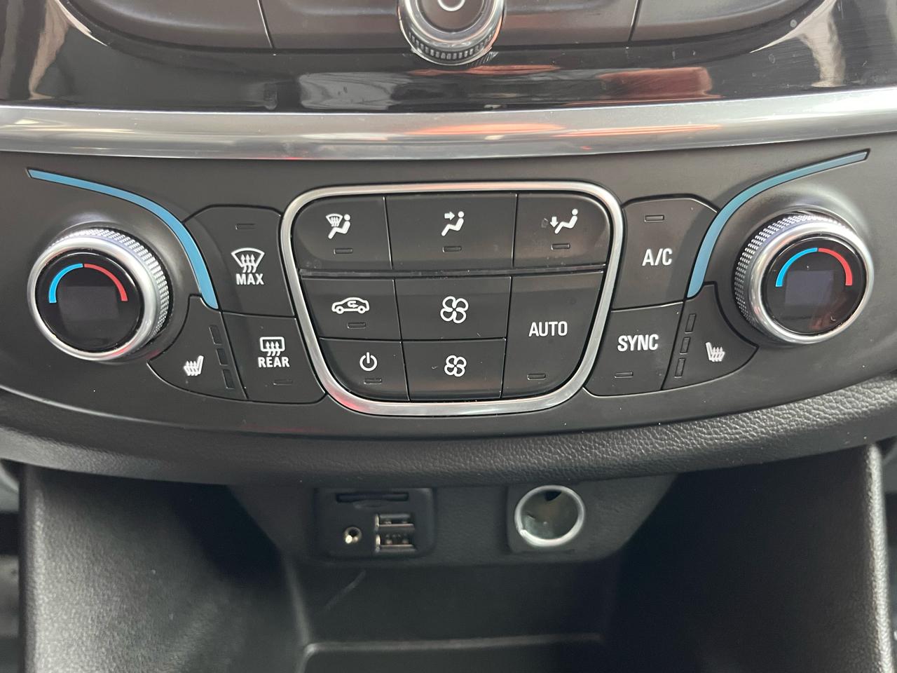 Chevrolet Traverse FWD 4dr LT Leather 2020
