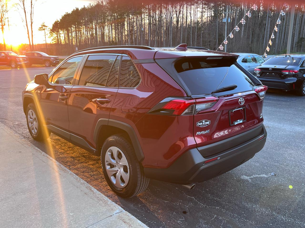 Toyota RAV4 LE AWD 2019