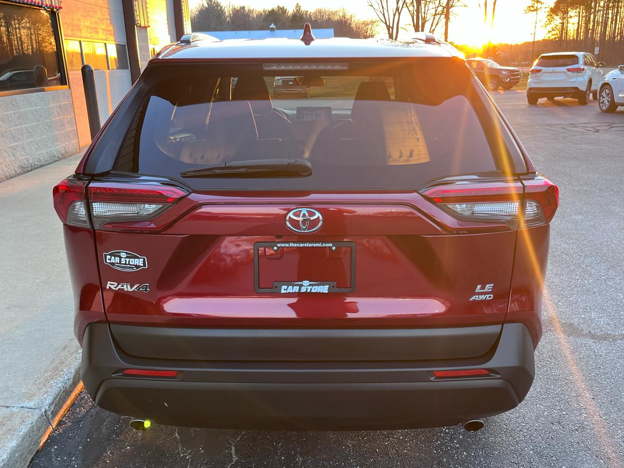 Toyota RAV4 LE AWD 2019