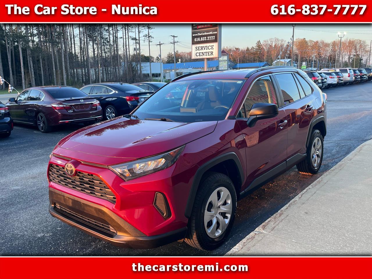 Toyota RAV4 LE AWD 2019