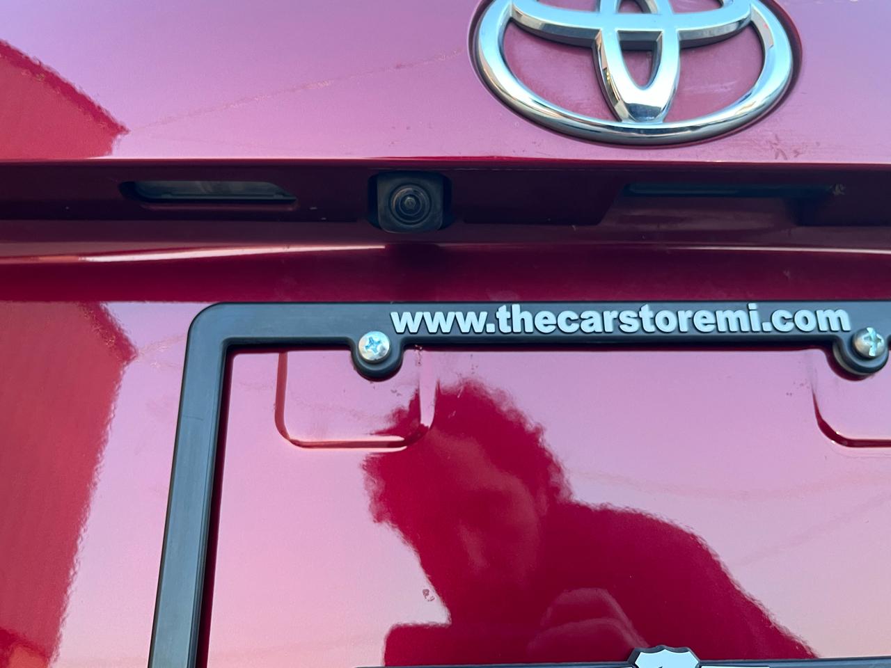 Toyota RAV4 LE AWD 2019