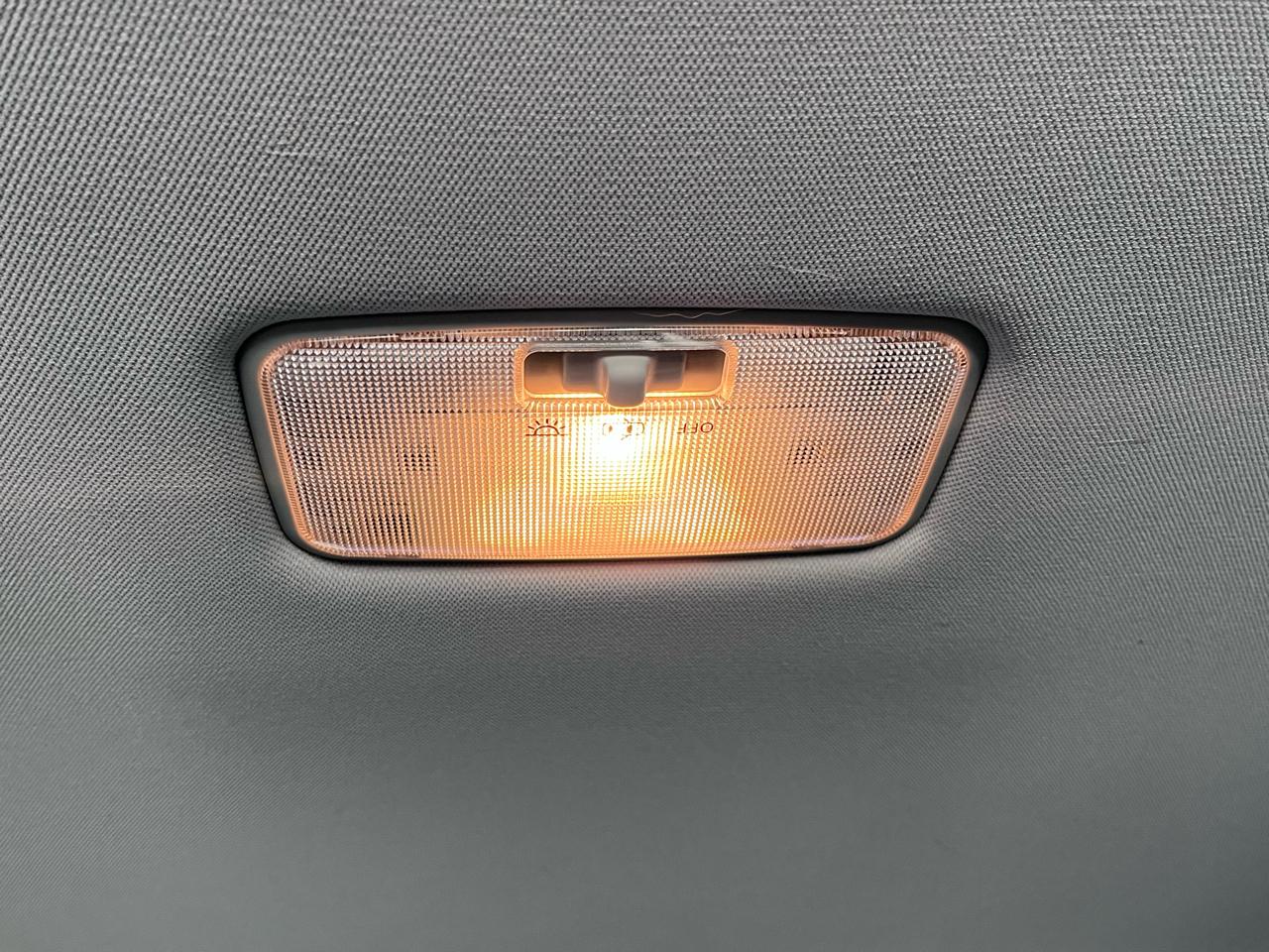 Toyota RAV4 LE AWD 2019