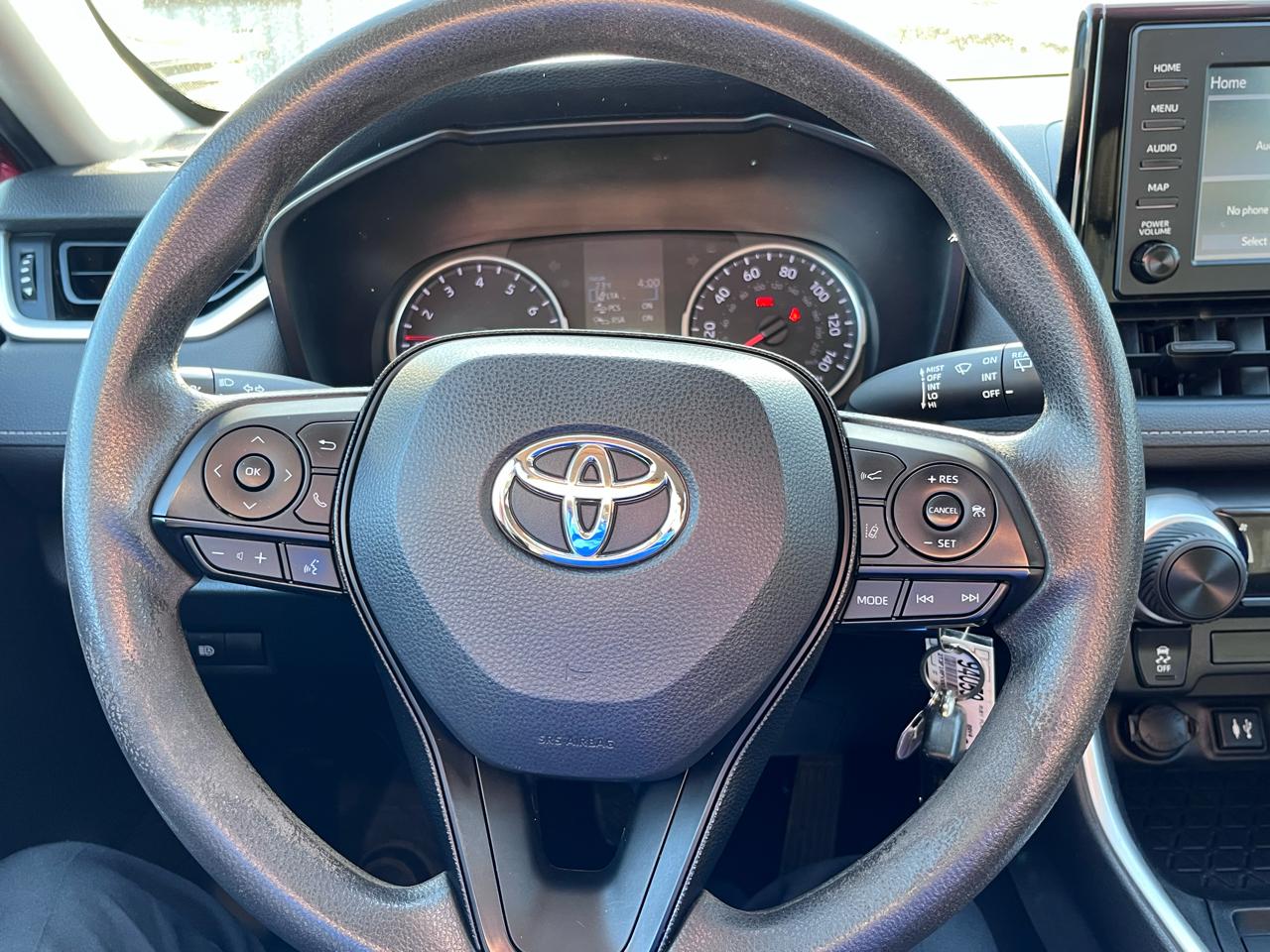 Toyota RAV4 LE AWD 2019