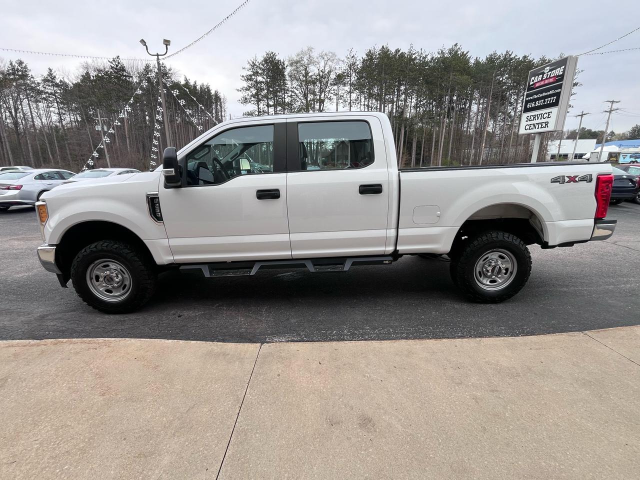Ford Super Duty F-250 SRW XL 4WD Crew Cab 6.75' Box 2017