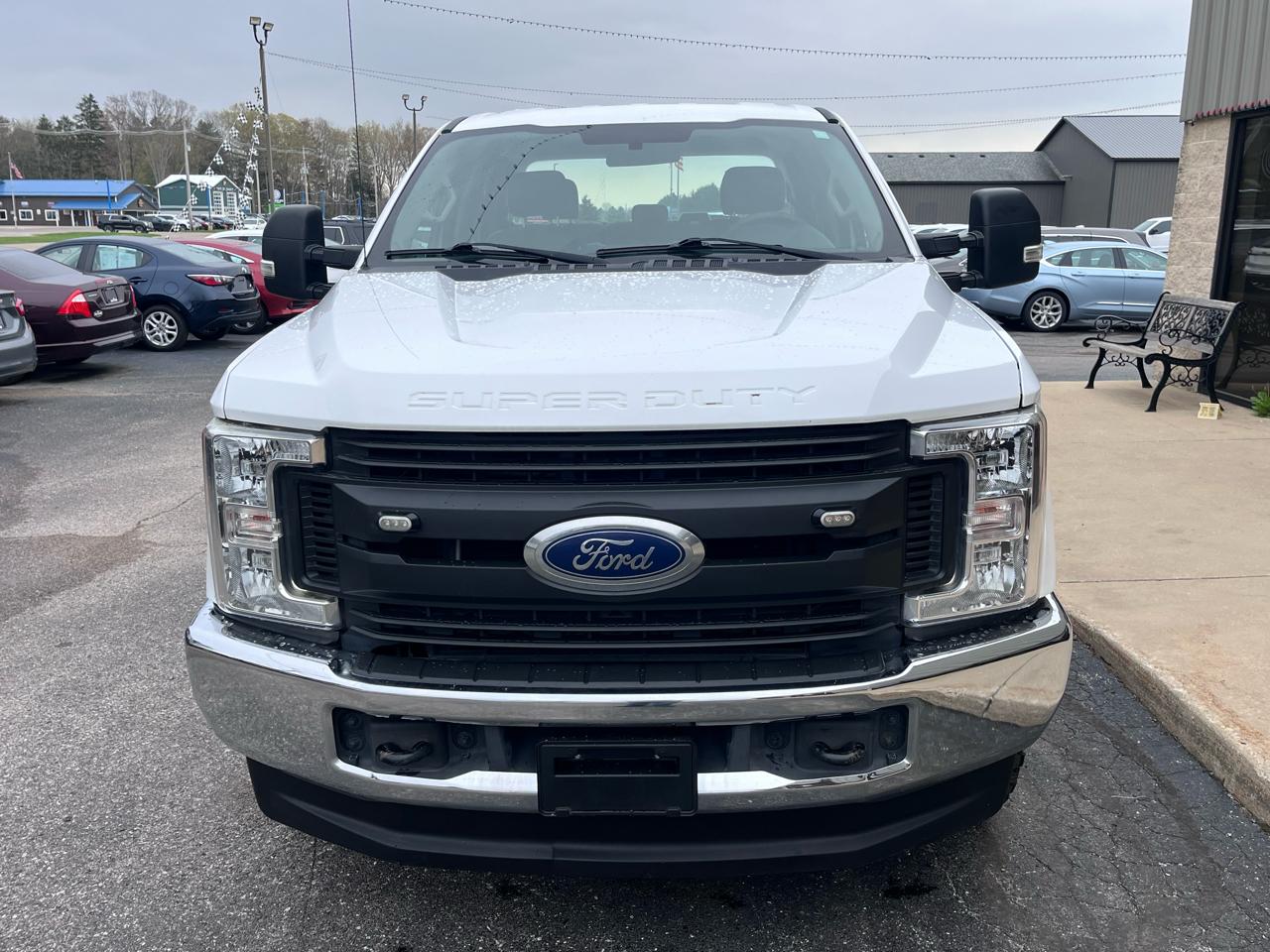 Ford Super Duty F-250 SRW XL 4WD Crew Cab 6.75' Box 2017