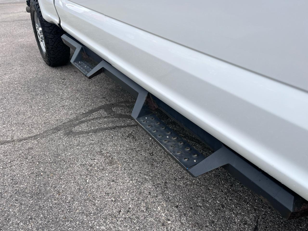 Ford Super Duty F-250 SRW XL 4WD Crew Cab 6.75' Box 2017