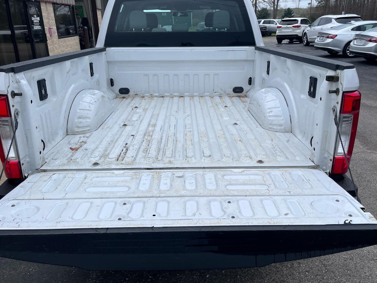 Ford Super Duty F-250 SRW XL 4WD Crew Cab 6.75' Box 2017