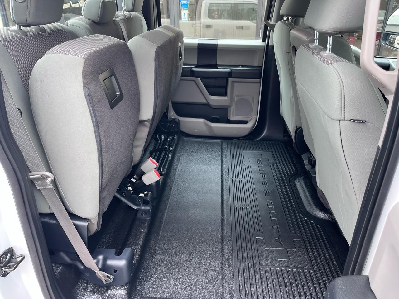 Ford Super Duty F-250 SRW XL 4WD Crew Cab 6.75' Box 2017