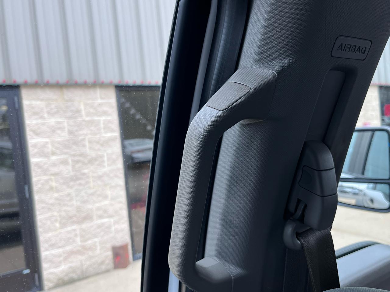 Ford Super Duty F-250 SRW XL 4WD Crew Cab 6.75' Box 2017