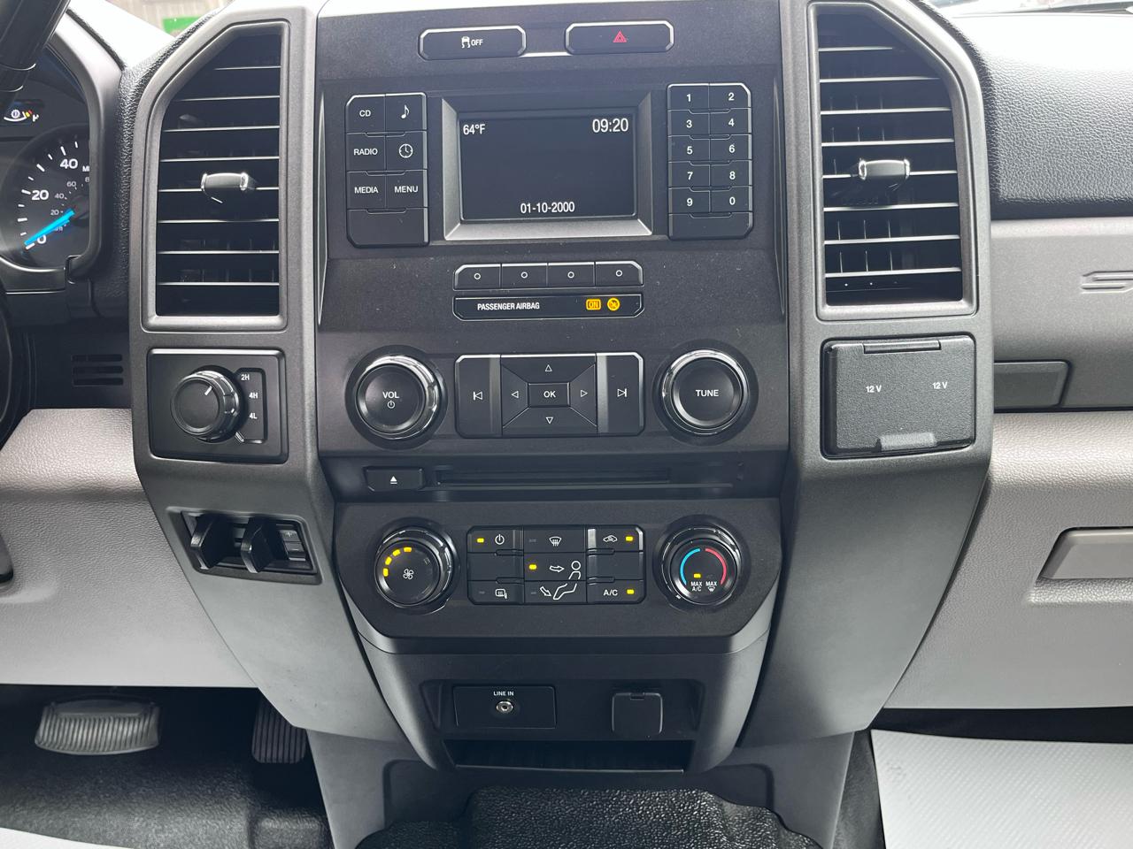 Ford Super Duty F-250 SRW XL 4WD Crew Cab 6.75' Box 2017