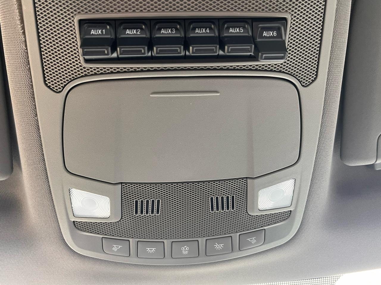 Ford Super Duty F-250 SRW XL 4WD Crew Cab 6.75' Box 2017