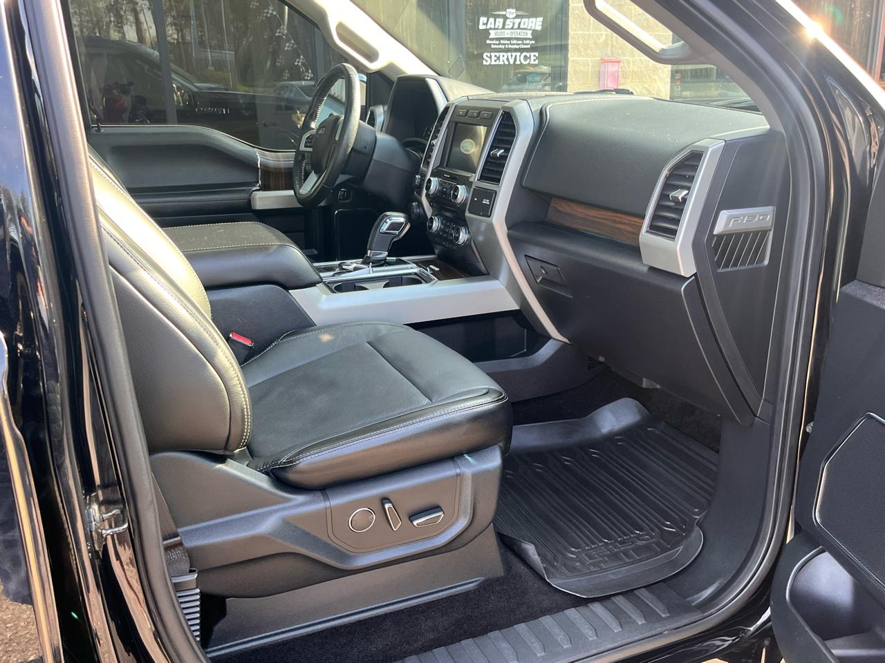 Ford F-150 Lariat 4WD SuperCrew 5.5' Box 2017