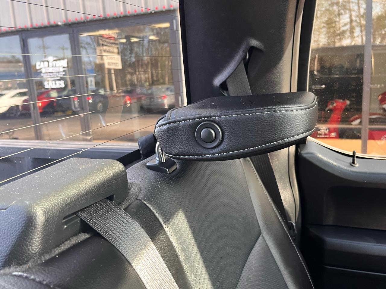 Ford F-150 Lariat 4WD SuperCrew 5.5' Box 2017