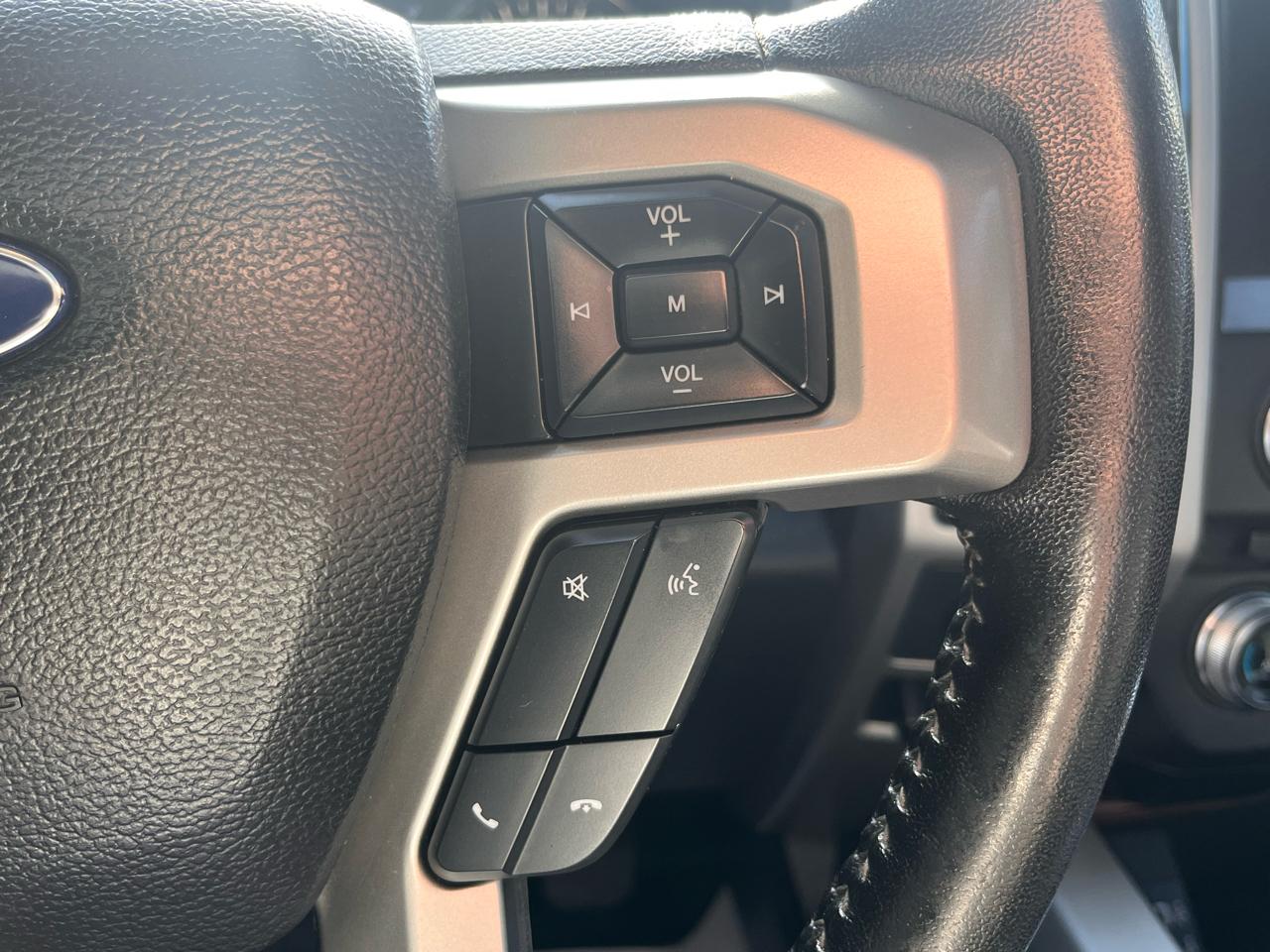 Ford F-150 Lariat 4WD SuperCrew 5.5' Box 2017