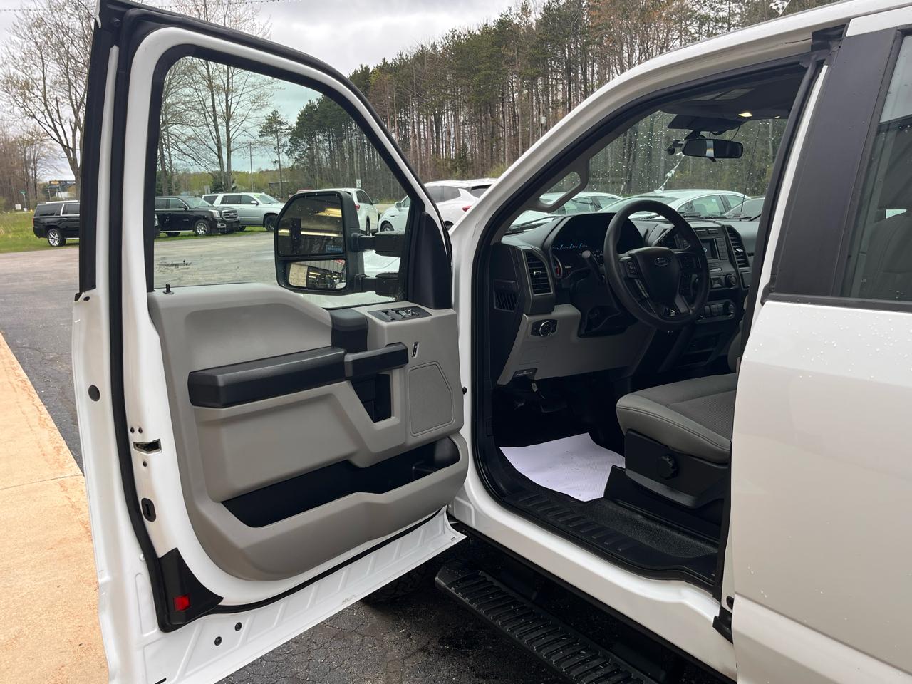 Ford Super Duty F-250 SRW XL 4WD SuperCab 6.75' Box 2020