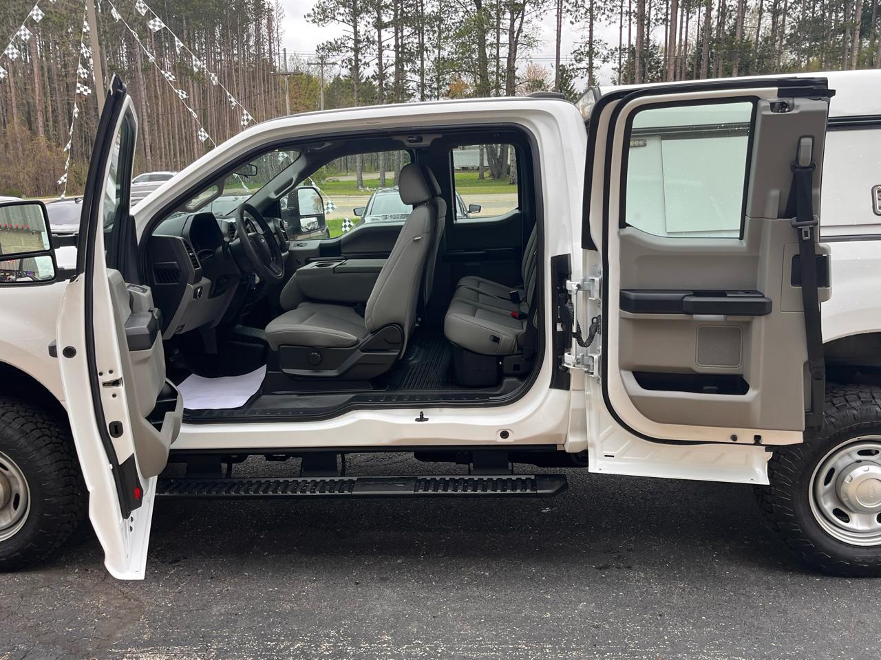 Ford Super Duty F-250 SRW XL 4WD SuperCab 6.75' Box 2020