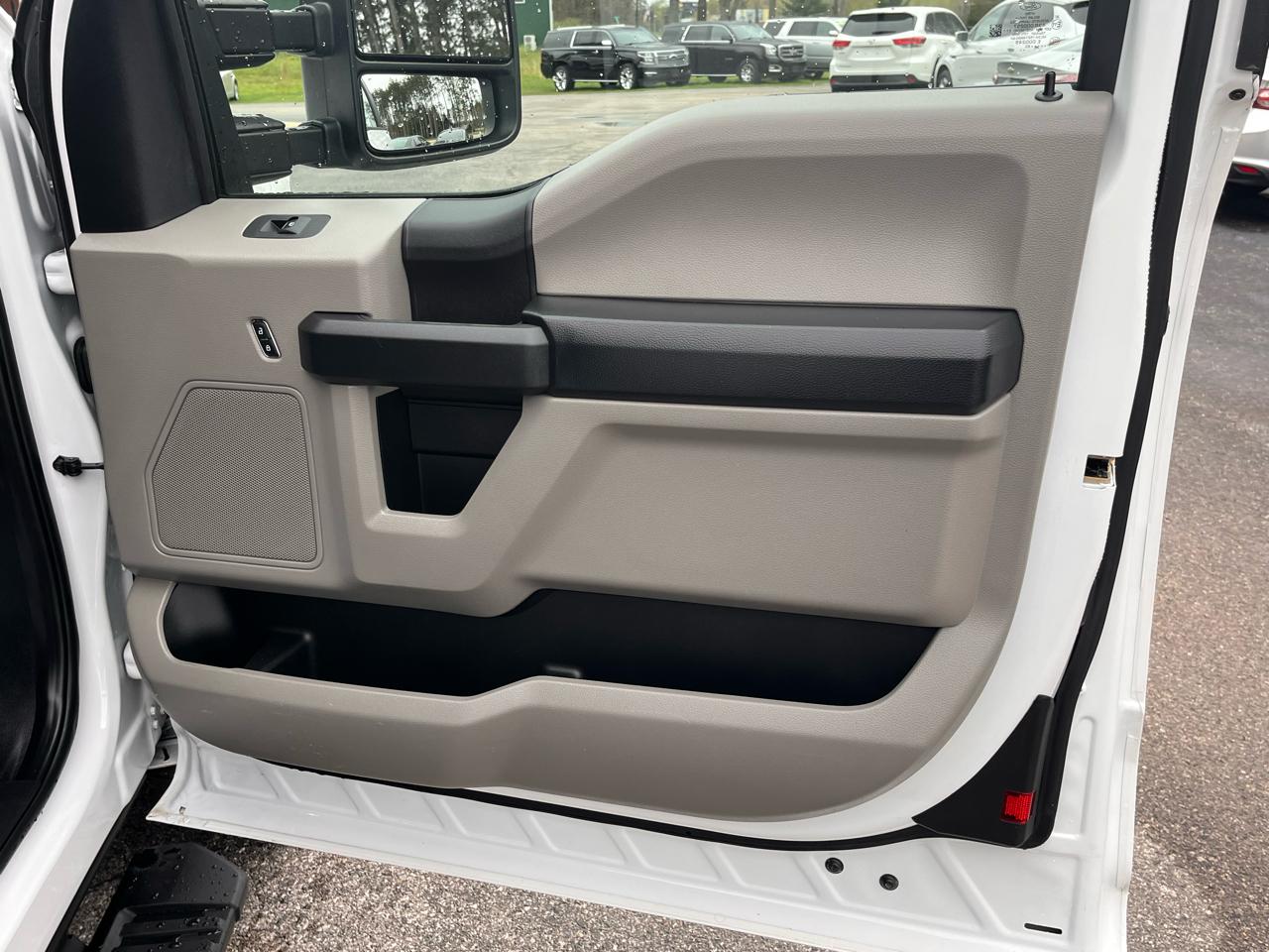 Ford Super Duty F-250 SRW XL 4WD SuperCab 6.75' Box 2020