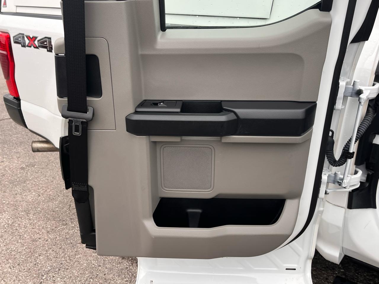 Ford Super Duty F-250 SRW XL 4WD SuperCab 6.75' Box 2020