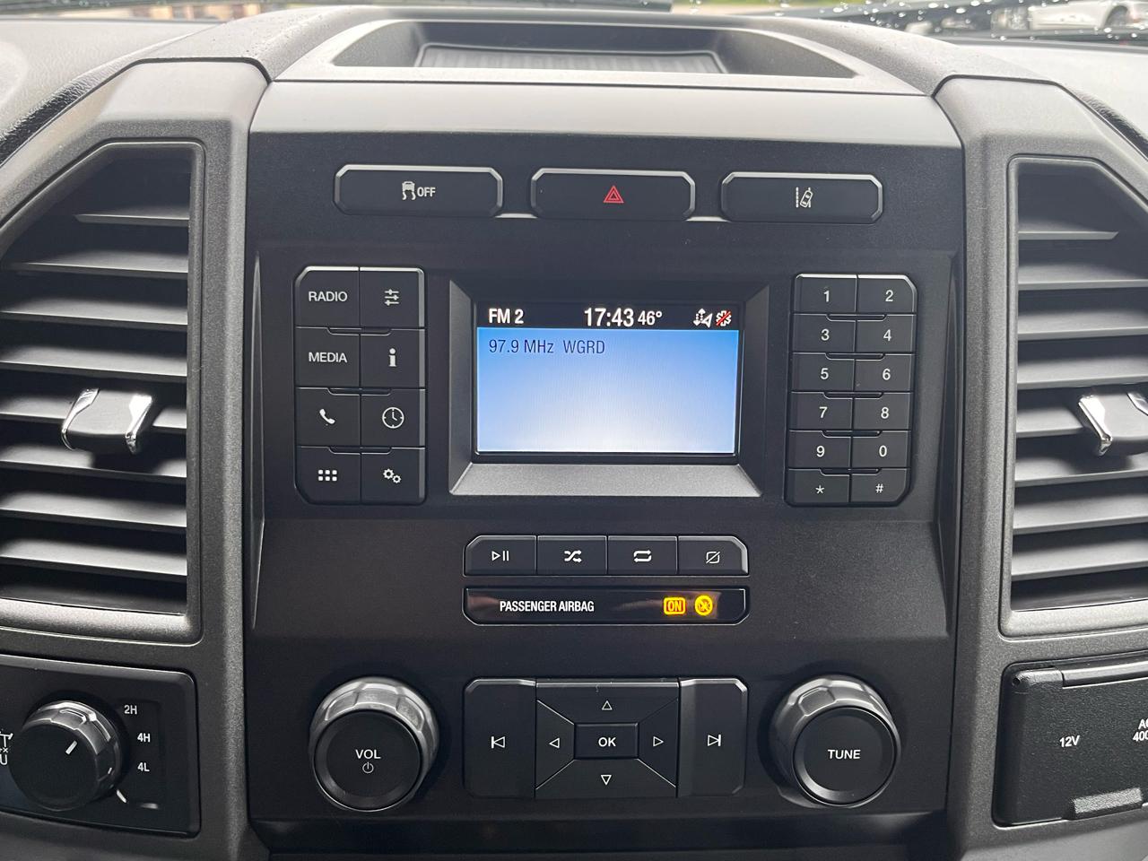 Ford Super Duty F-250 SRW XL 4WD SuperCab 6.75' Box 2020