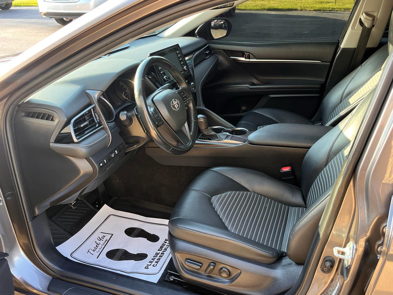 Toyota Camry SE 4D Sedan 2022