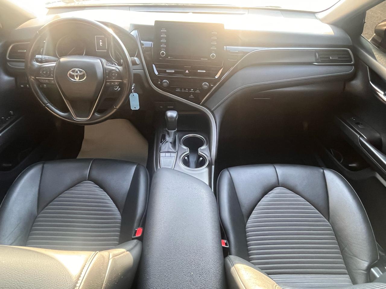 Toyota Camry SE 4D Sedan 2022
