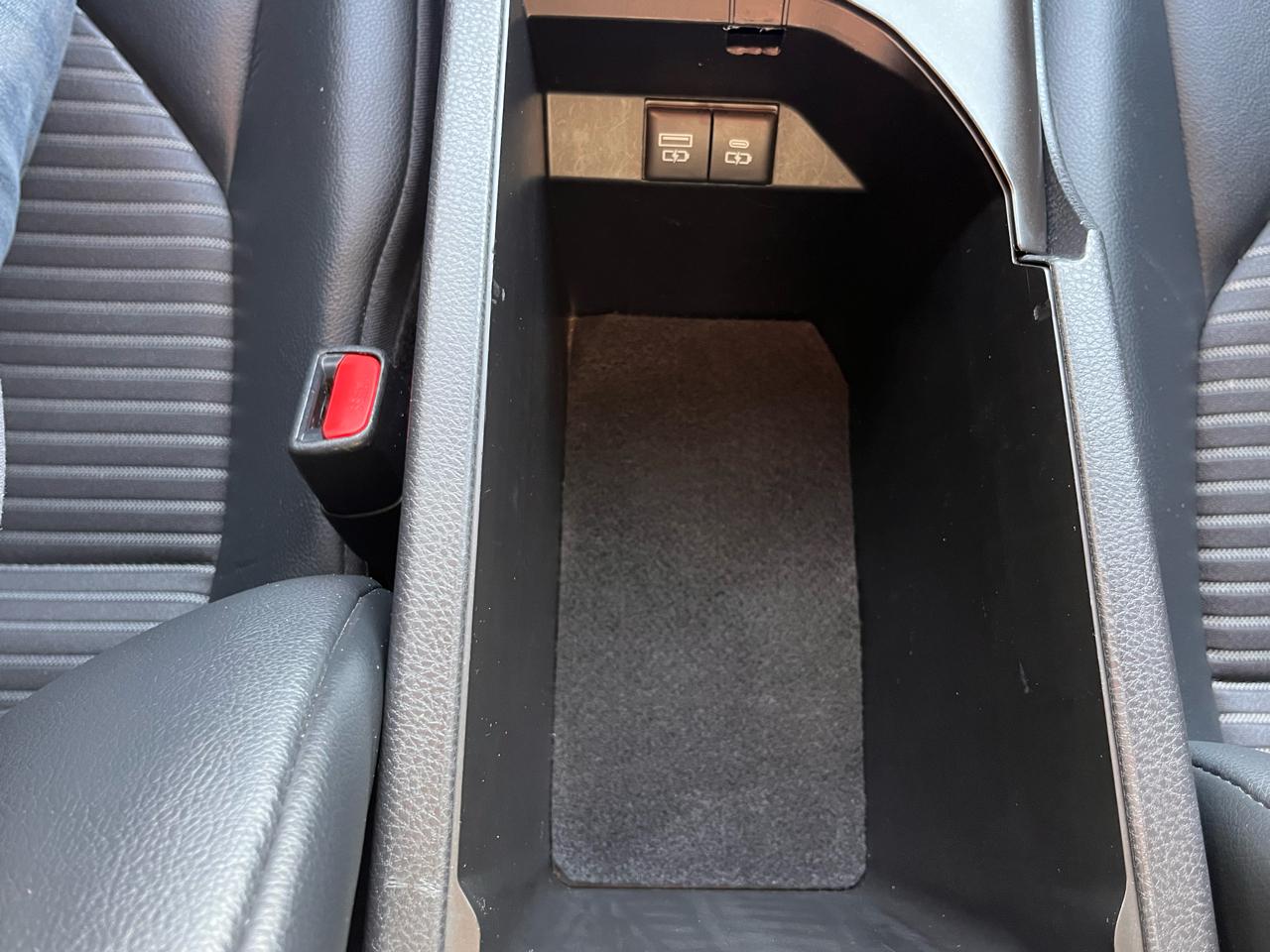 Toyota Camry SE 4D Sedan 2022