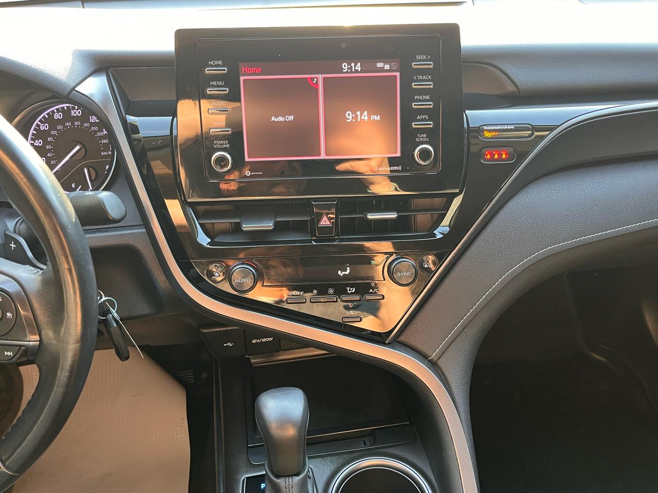 Toyota Camry SE 4D Sedan 2022