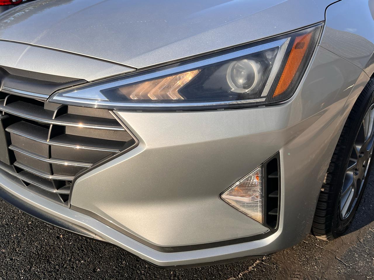 Hyundai Elantra SE Auto 2019