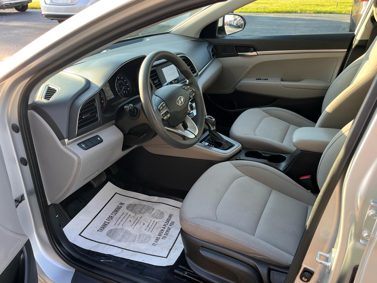 Hyundai Elantra SE Auto 2019