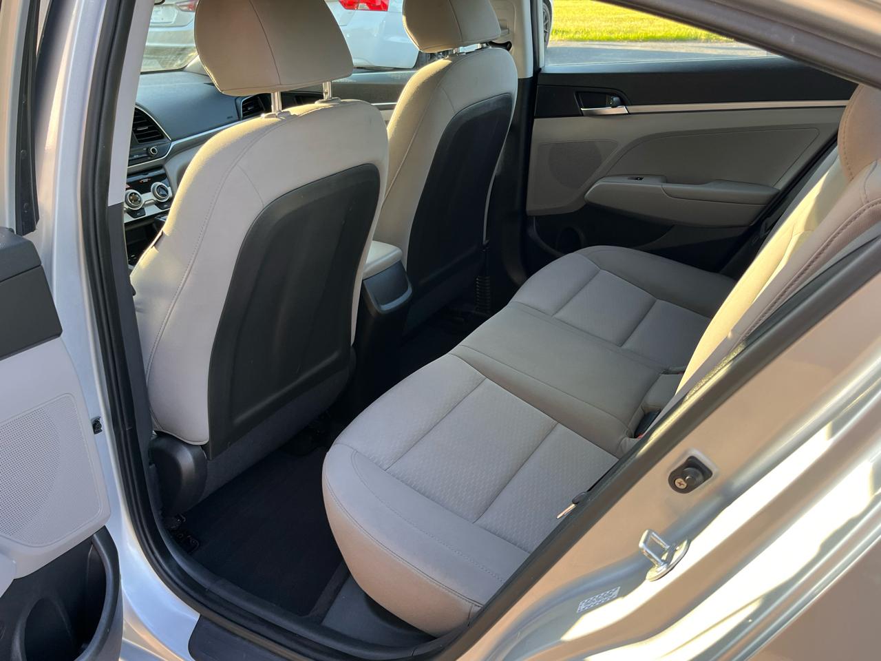Hyundai Elantra SE Auto 2019