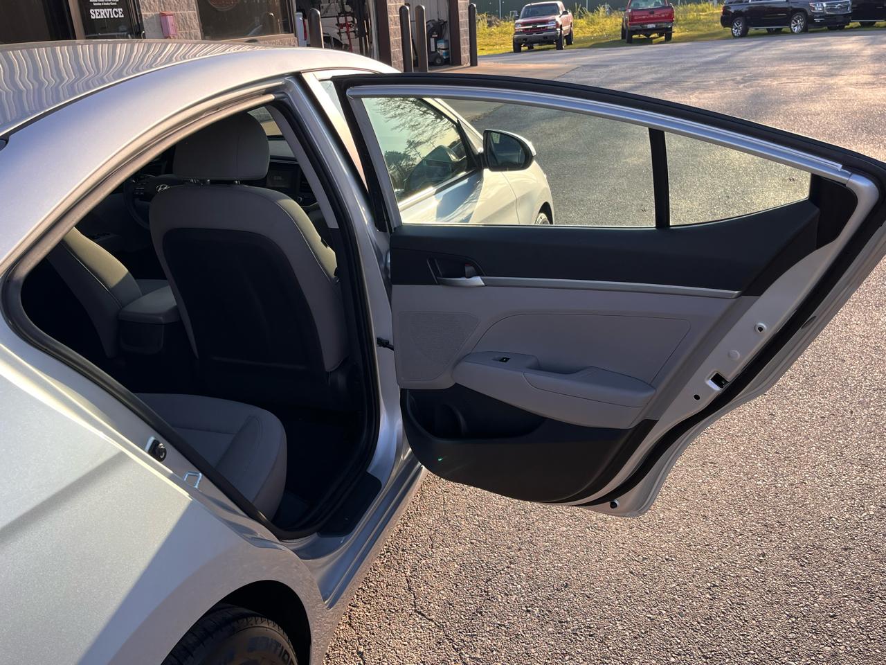 Hyundai Elantra SE Auto 2019
