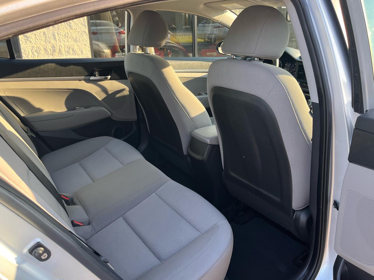 Hyundai Elantra SE Auto 2019