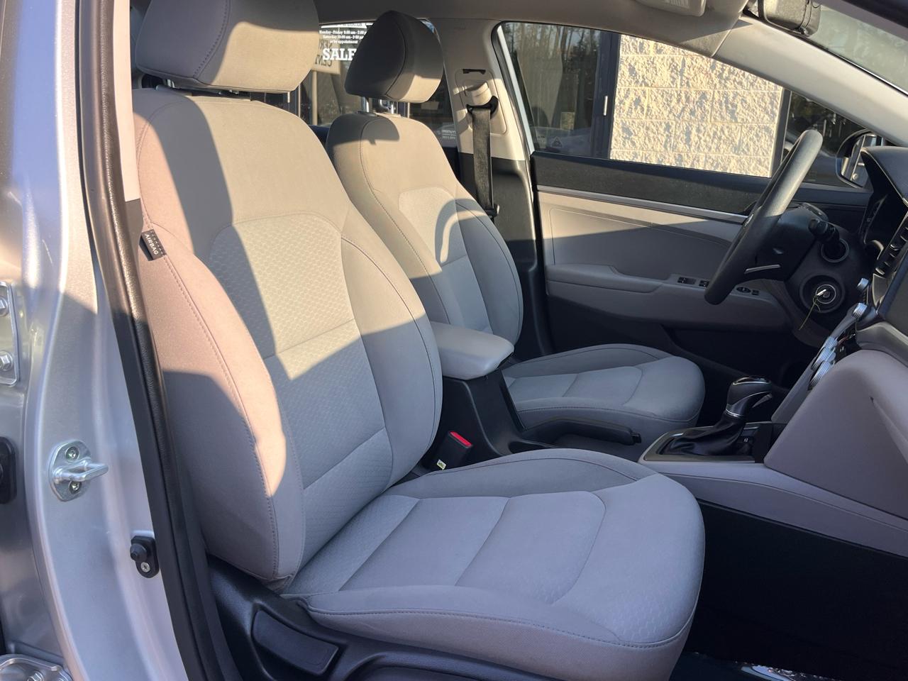 Hyundai Elantra SE Auto 2019