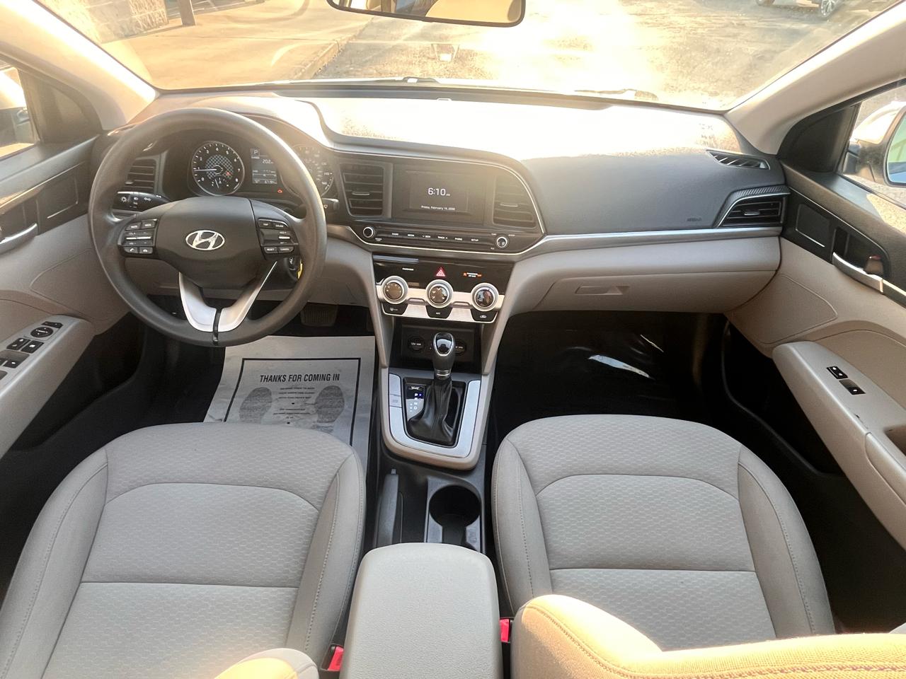 Hyundai Elantra SE Auto 2019