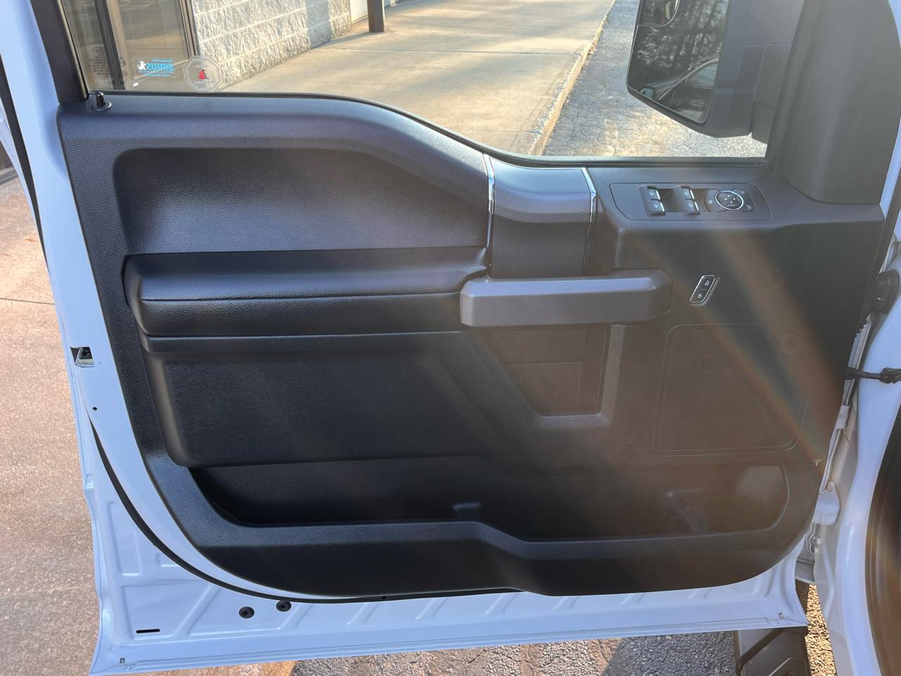 Ford F-150 4WD SuperCrew 145" XLT 2016