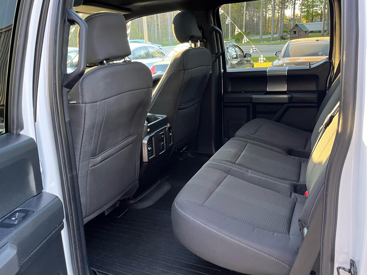 Ford F-150 4WD SuperCrew 145" XLT 2016