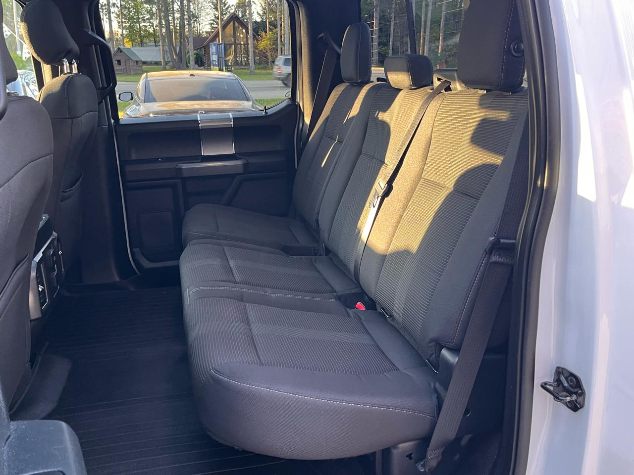 Ford F-150 4WD SuperCrew 145" XLT 2016